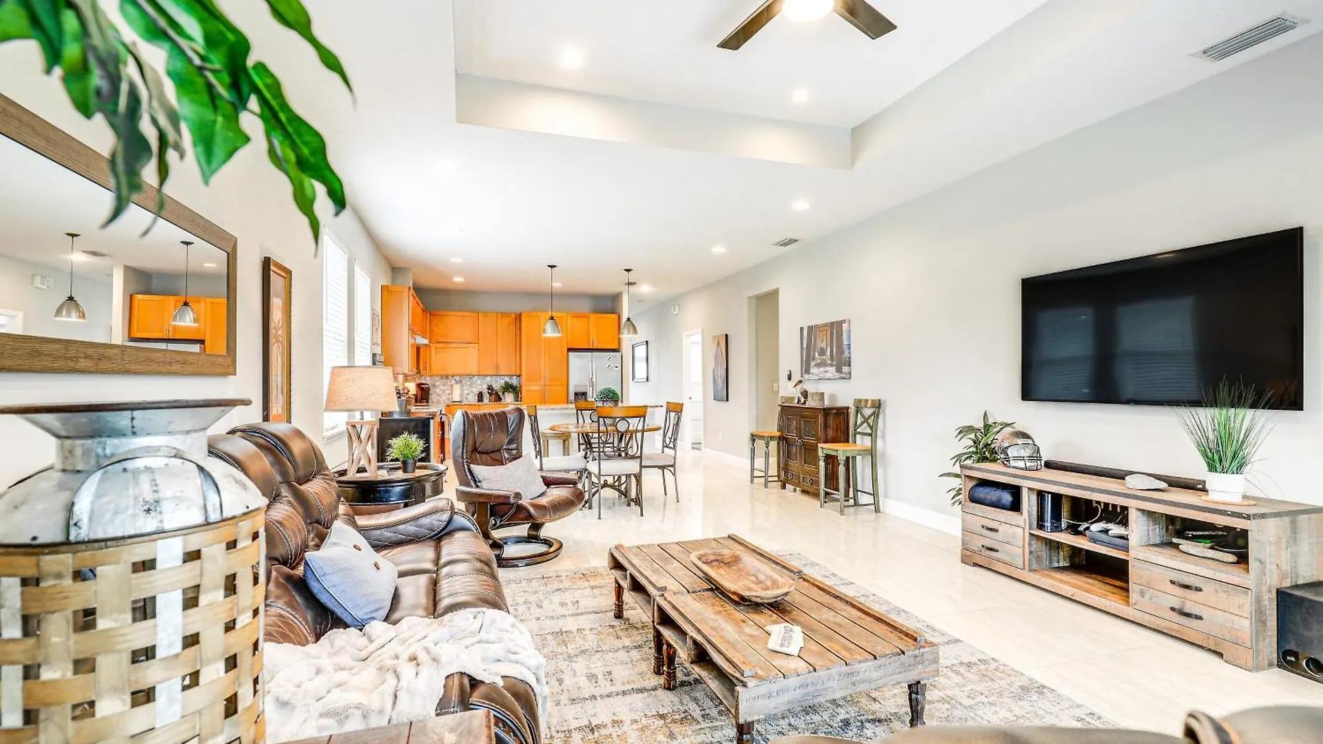 Σπίτι διακοπών Tampa Home With Fire Pit, Grill, Cornhole And More!
